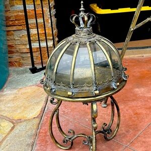 listing-status-banner